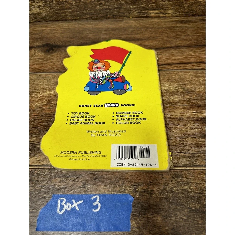 Vintage 1983 The Circus Honey Bear Shape Board Book Fran Rizzo Modern Publishing